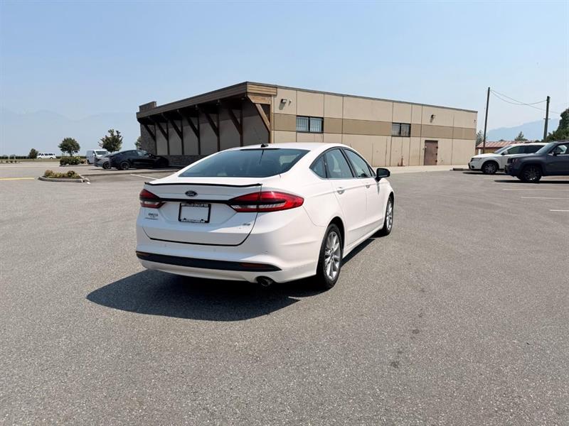 ford Fusion 2017 - 8