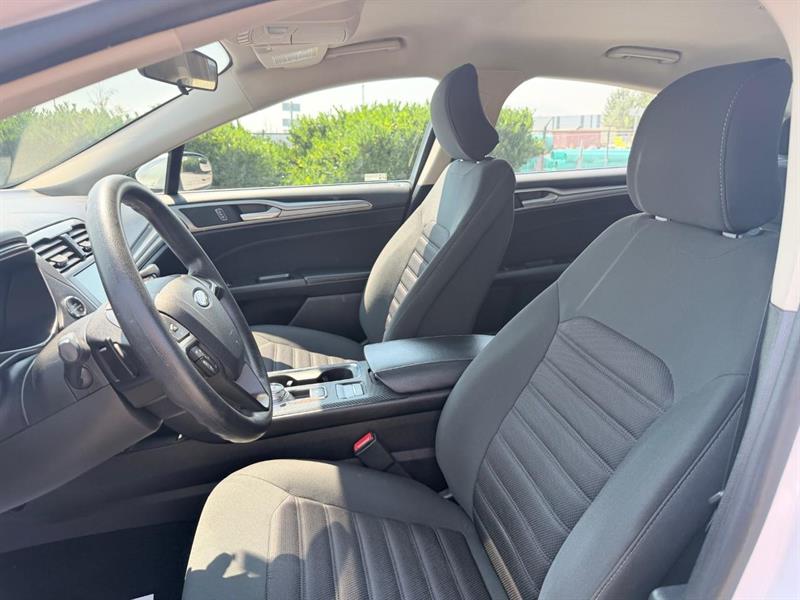 ford Fusion 2017 - 14