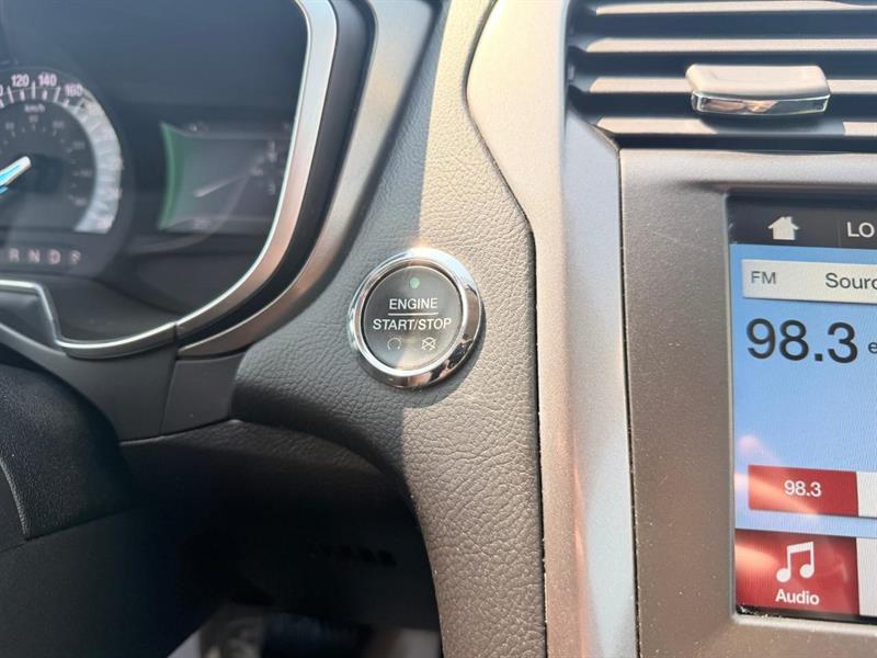 ford Fusion 2017 - 21