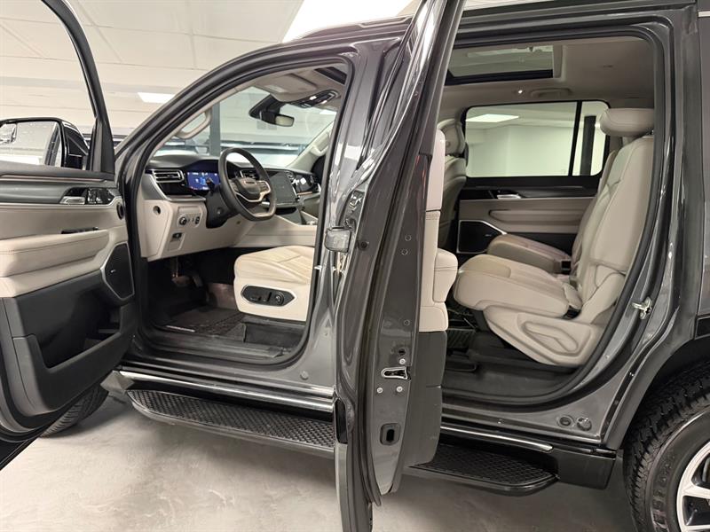 jeep Wagoneer 2023 - 8