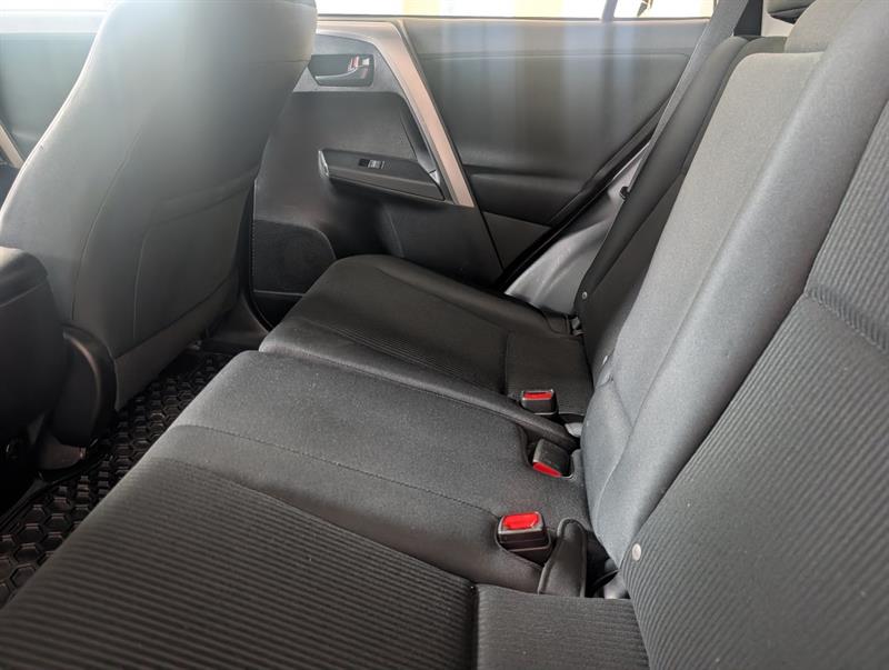 toyota RAV4 2016 - 10