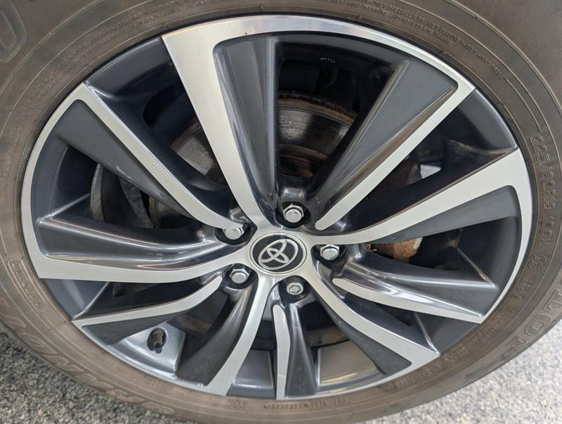 toyota Venza 2022 - 26