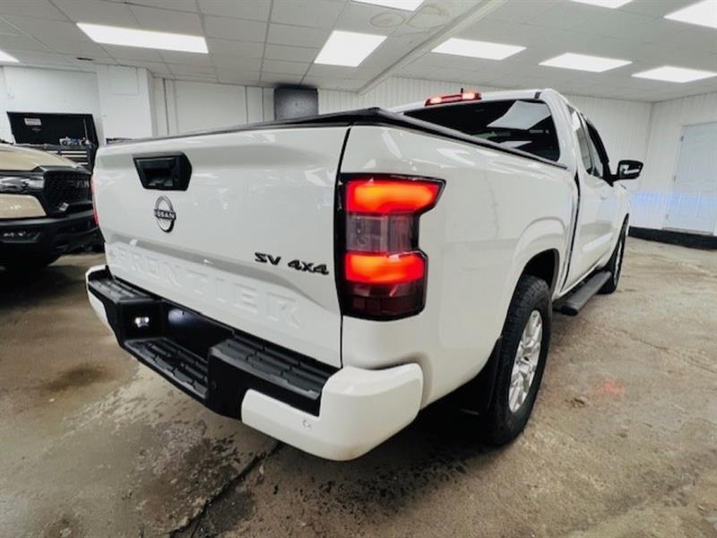 nissan Frontier 2022 - 8