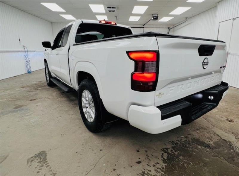 nissan Frontier 2022 - 10