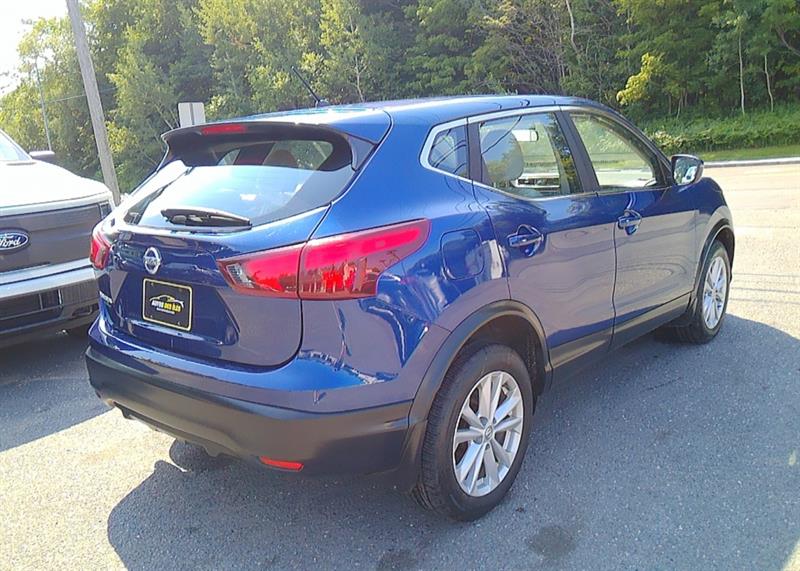 nissan Qashqai 2017 - 10