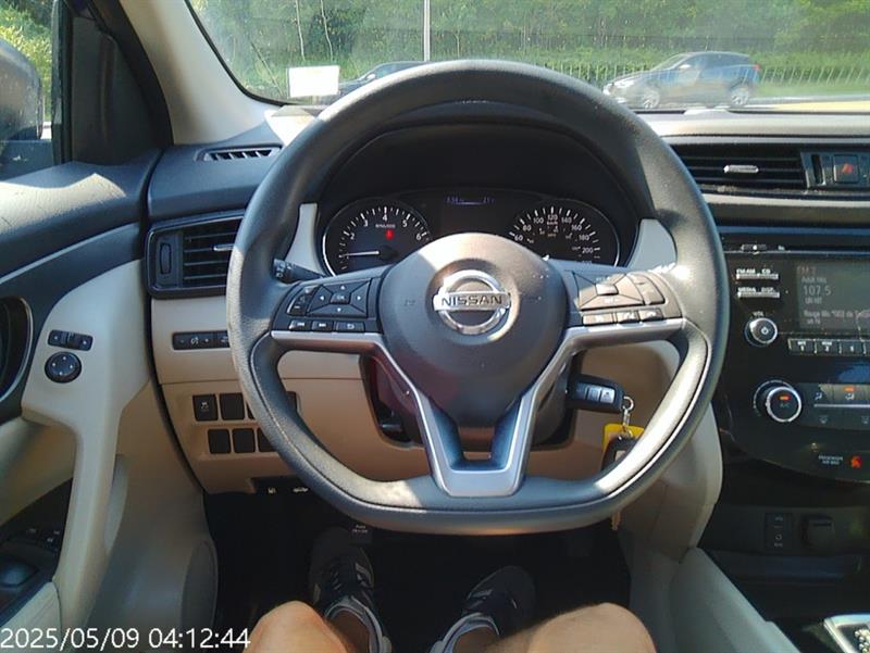 nissan Qashqai 2017 - 21