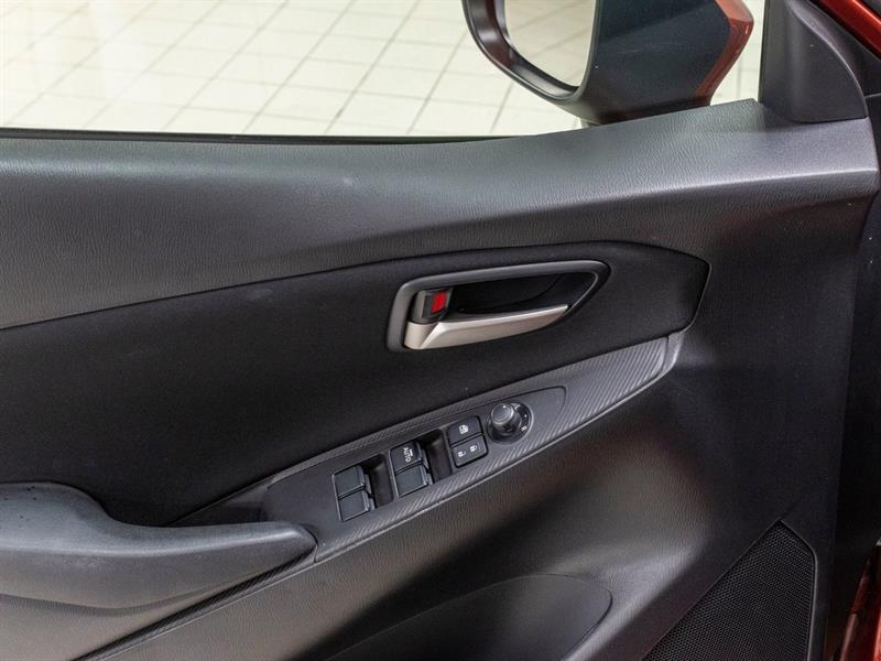 toyota Yaris Hatchback 2020 - 25