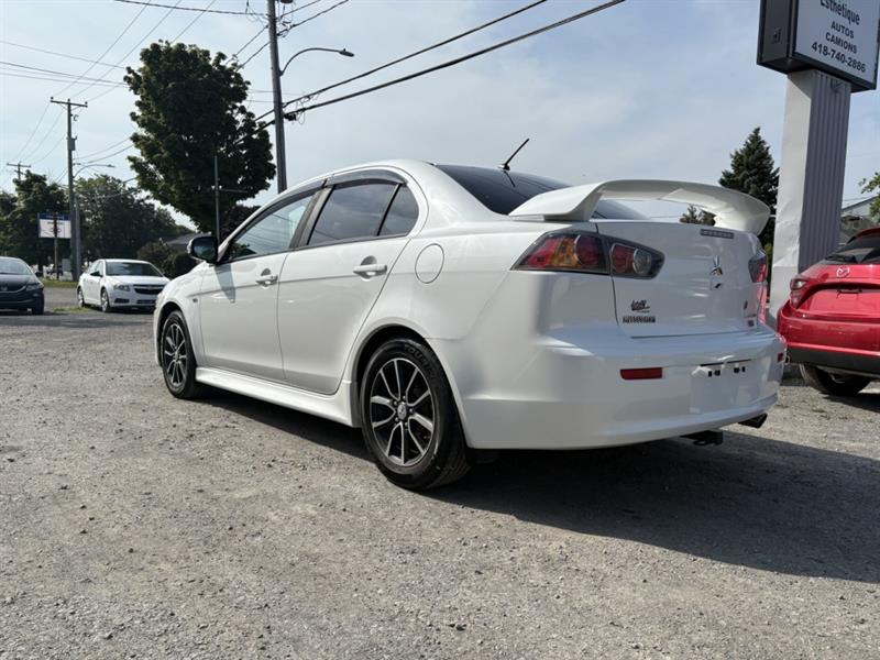 mitsubishi Lancer 2017 - 3