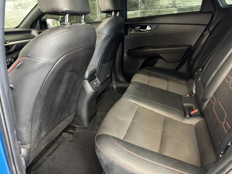 kia Forte 2021 - 16