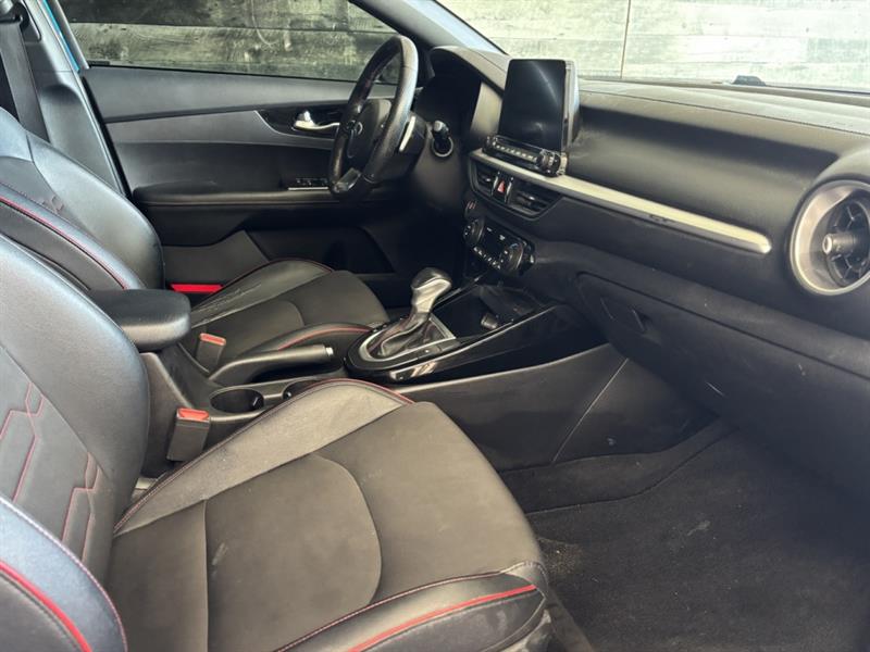kia Forte 2021 - 17