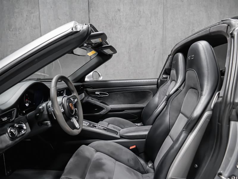 porsche 911 2018 - 32