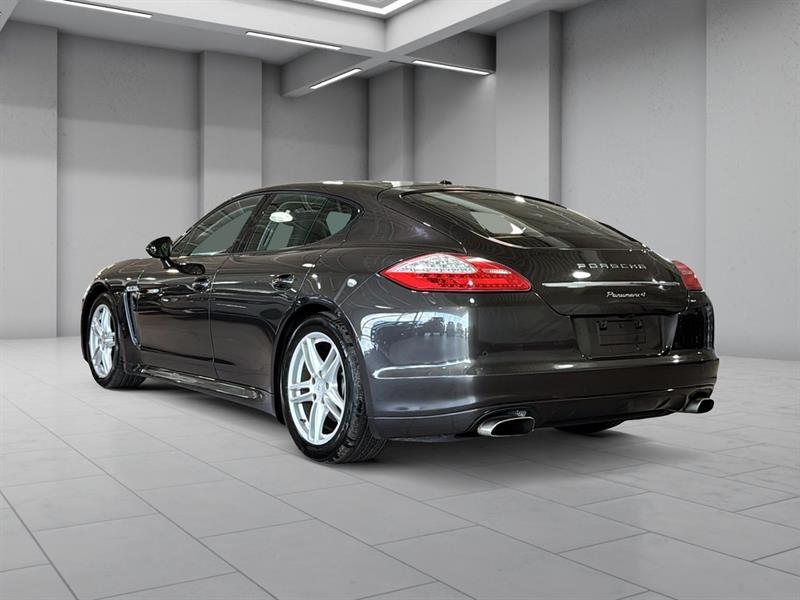 porsche Panamera 2011 - 11