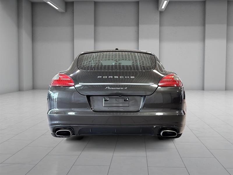 porsche Panamera 2011 - 12