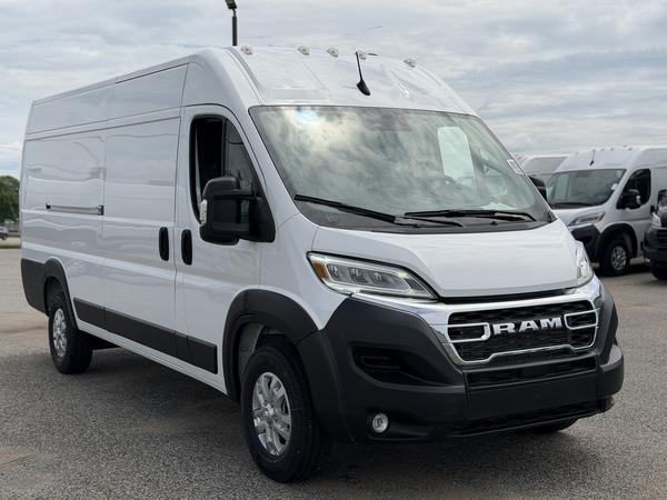 ram ProMaster fourgonnette utilitaire 2025