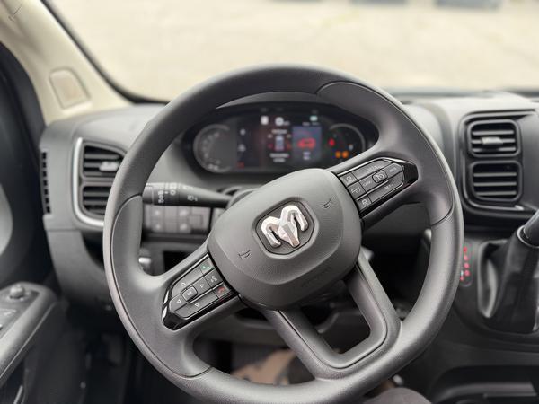 ram ProMaster fourgonnette utilitaire 2025 - 9