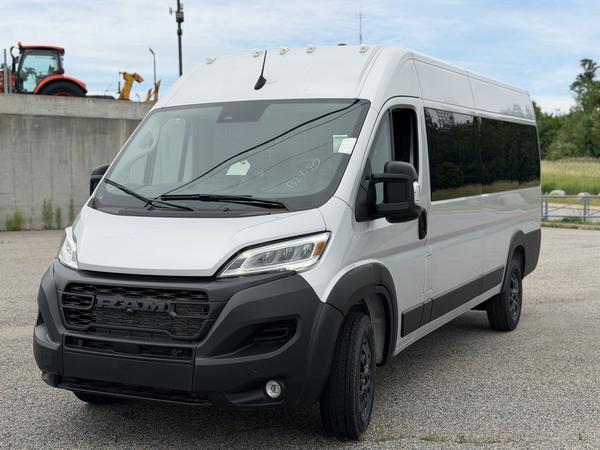 ram ProMaster fourgon vitré 2025 - 7