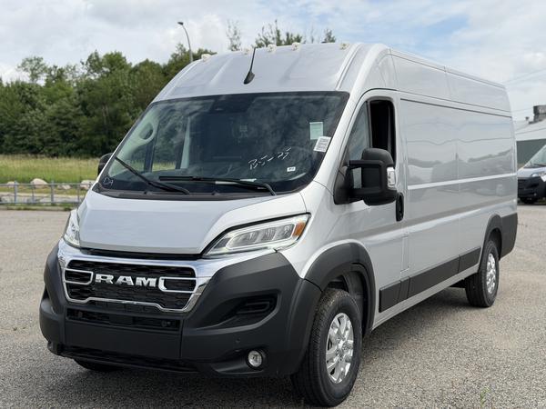 ram ProMaster fourgonnette utilitaire 2025 - 7