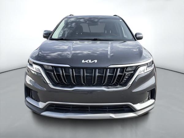 kia Carnival 2023 - 2