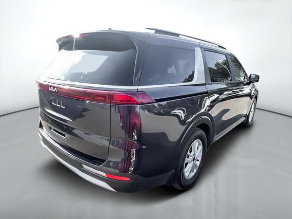 kia Carnival 2023 - 7