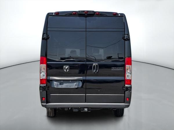 ram ProMaster fourgon vitré 2025 - 4
