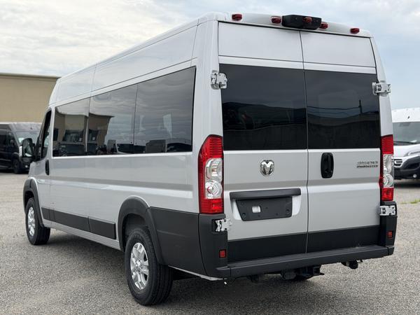 ram ProMaster fourgon vitré 2025 - 5