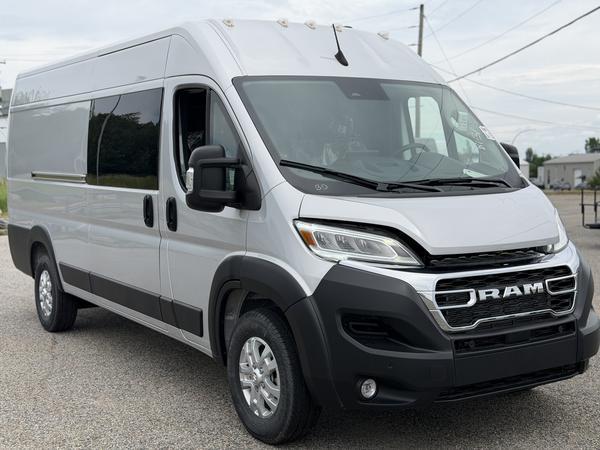 ram ProMaster fourgonnette utilitaire 2025
