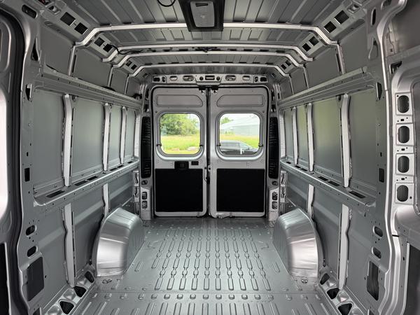ram ProMaster fourgonnette utilitaire 2025 - 11