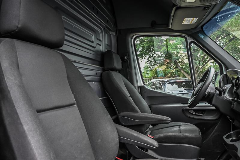 mercedes-benz Sprinter 2500 Cargo 170 2023 - 17