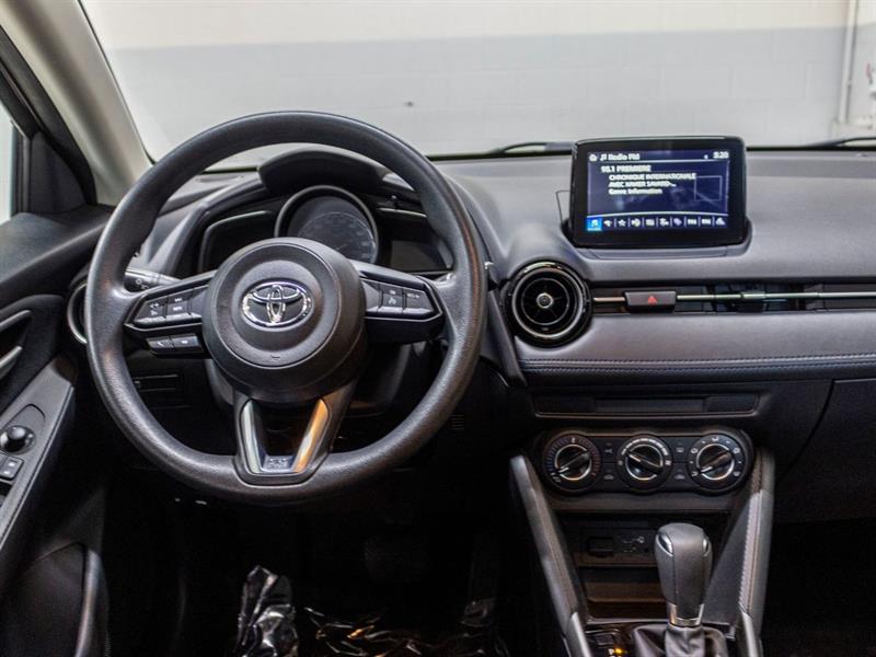 toyota Yaris Hatchback 2020 - 7