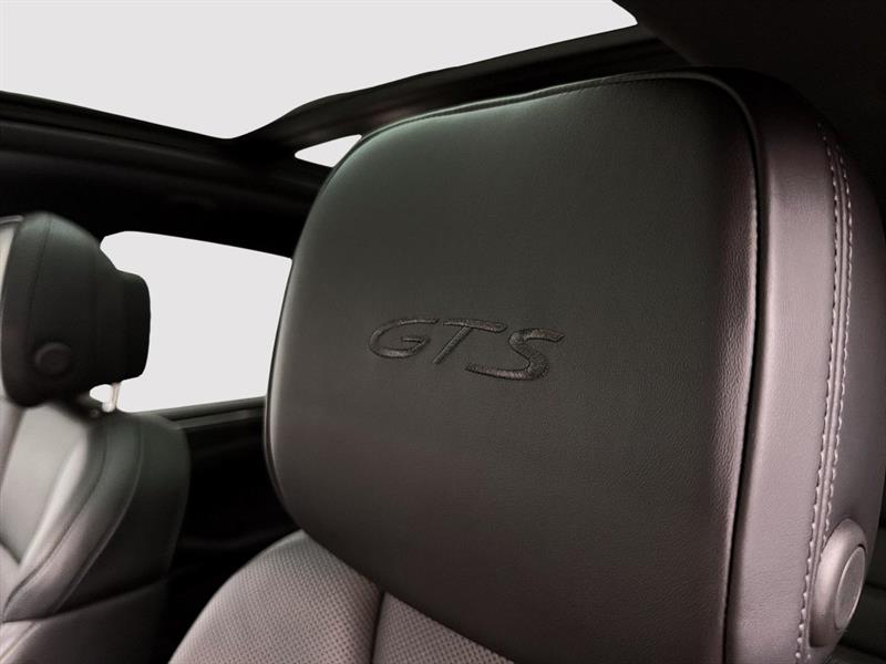 porsche Macan 2021 - 24
