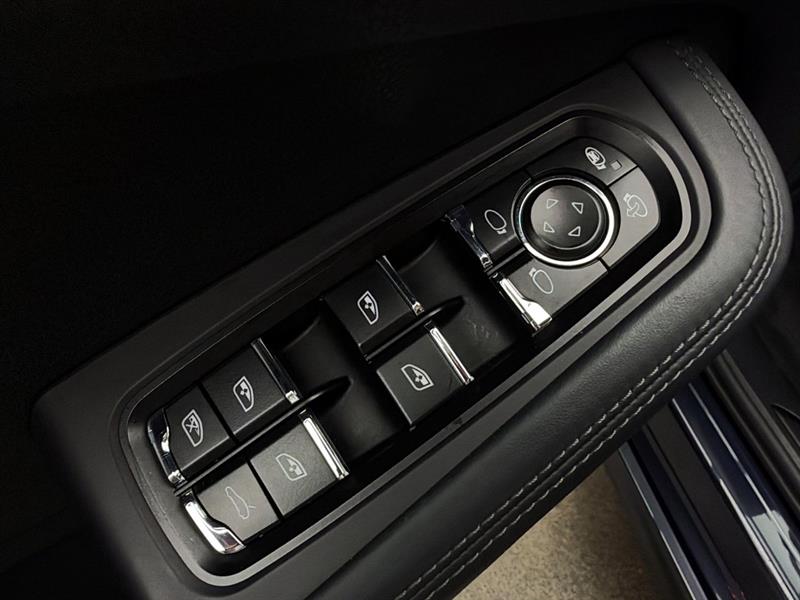 porsche Macan 2021 - 30