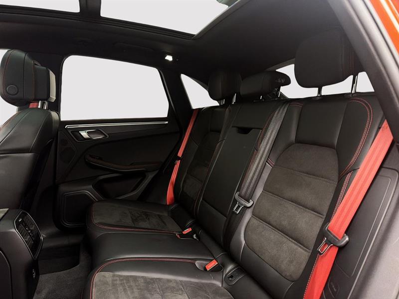 porsche Macan 2022 - 23