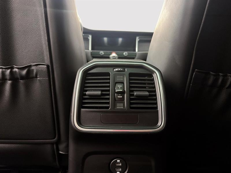porsche Macan 2022 - 24