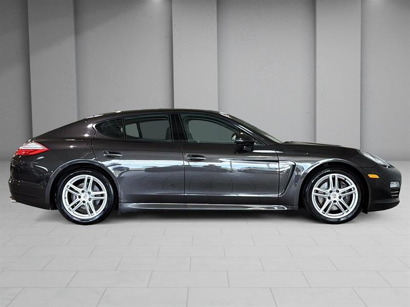 porsche Panamera 2011 - 16