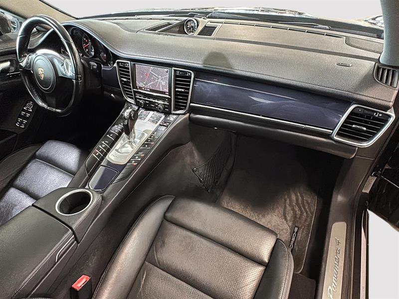 porsche Panamera 2011 - 17