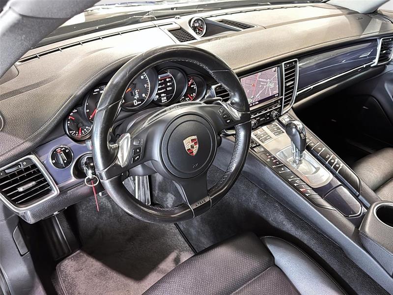 porsche Panamera 2011 - 35