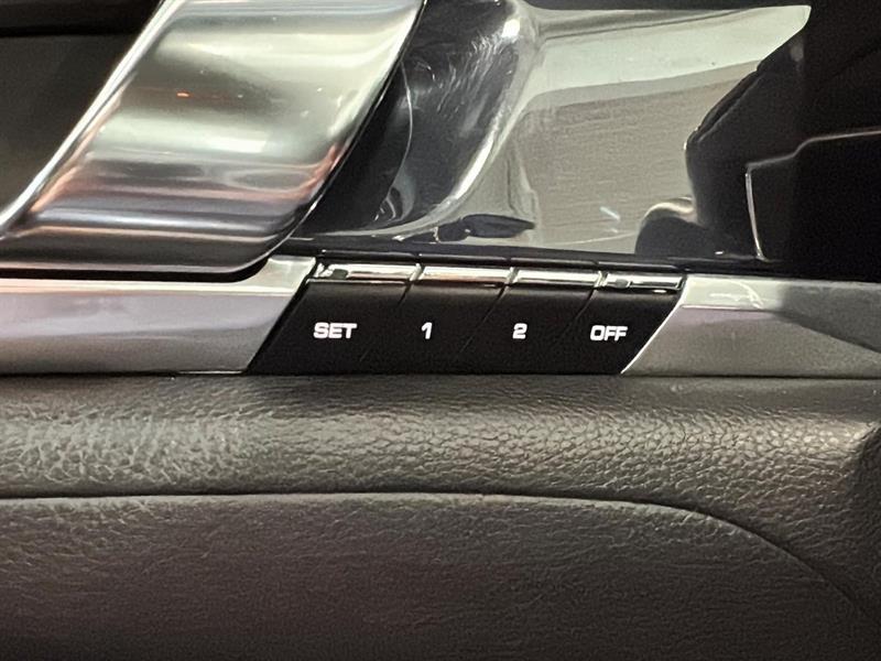 porsche Panamera 2011 - 37