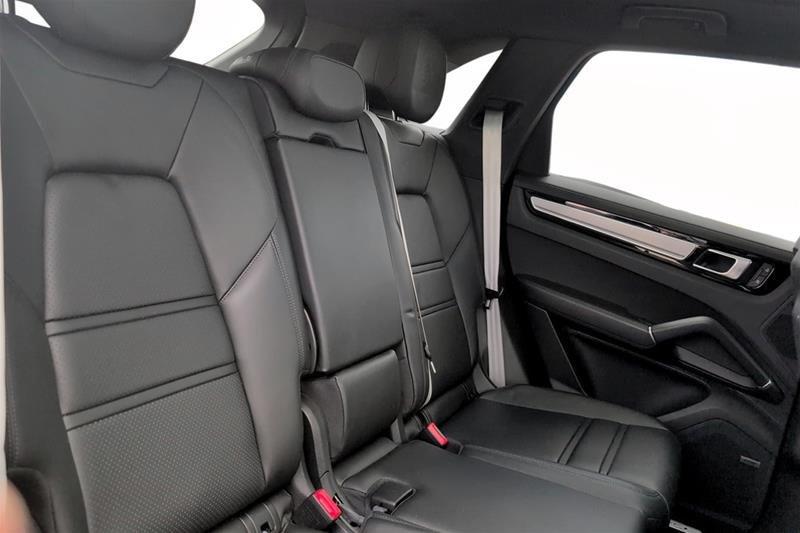 porsche Cayenne 2023 - 16