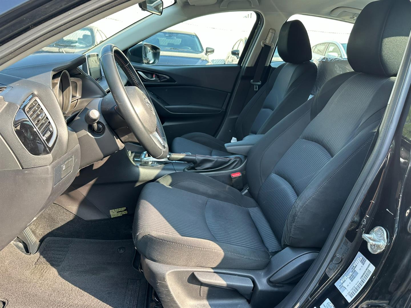 mazda Mazda3 2016 - 9