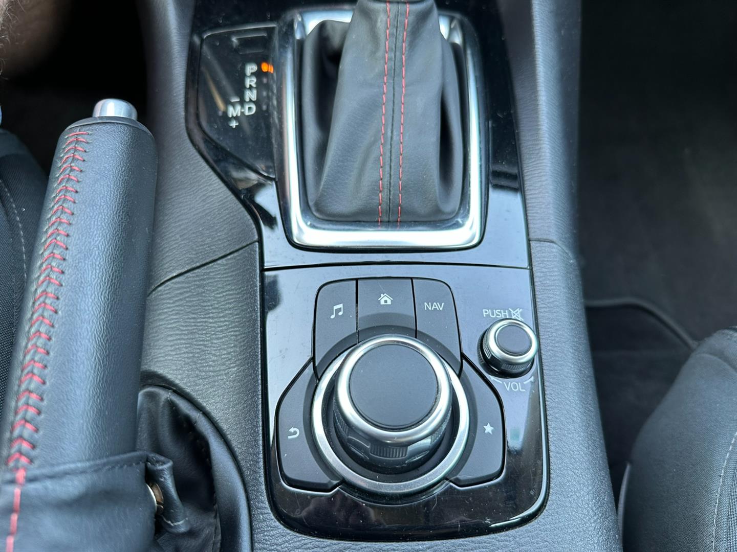 mazda Mazda3 2016 - 15