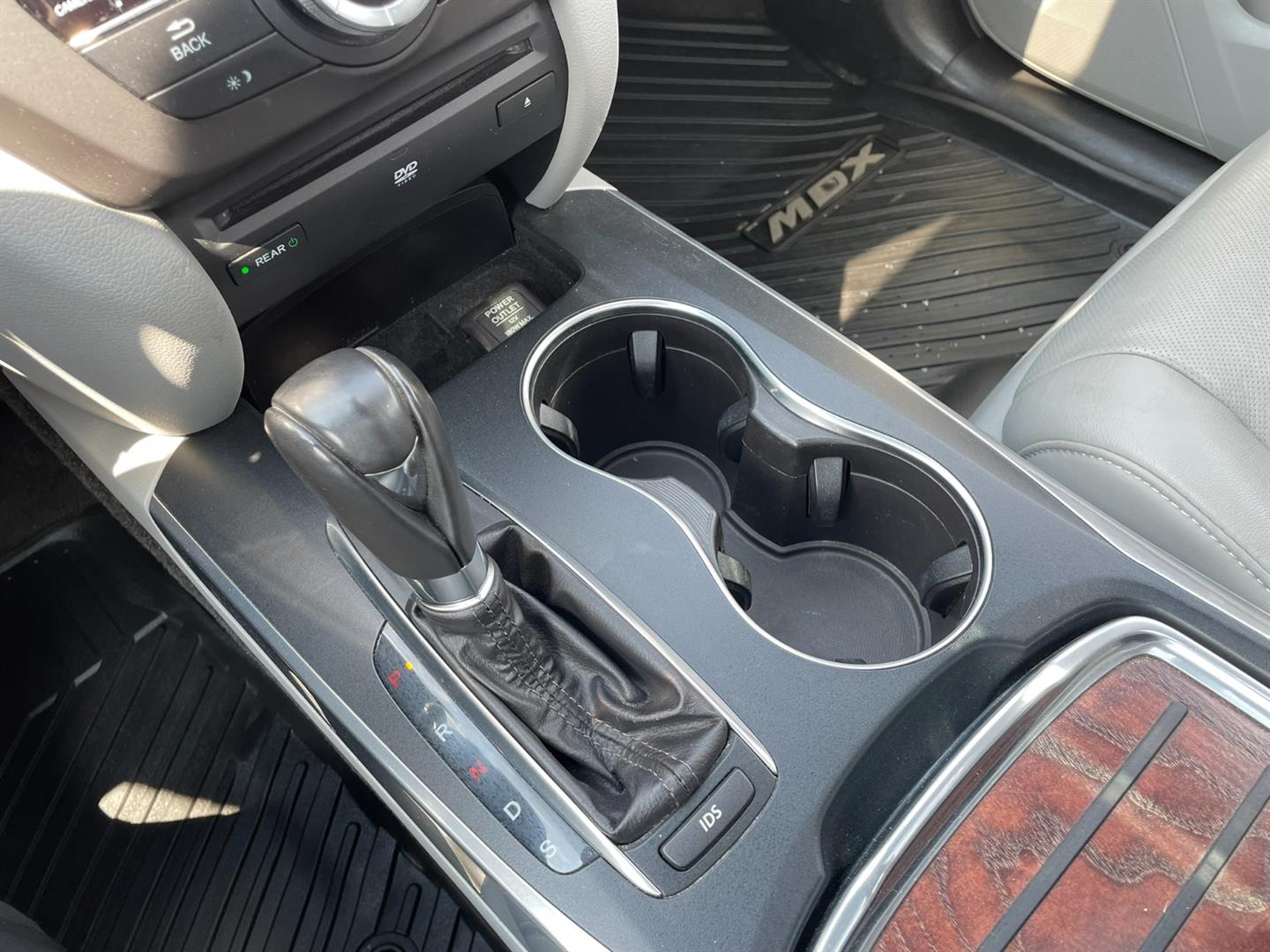 acura MDX 2014 - 16
