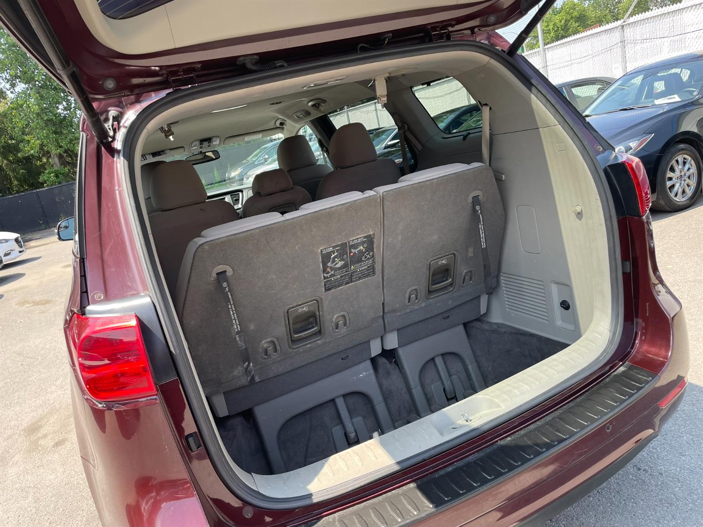 kia Sedona 2018 - 9