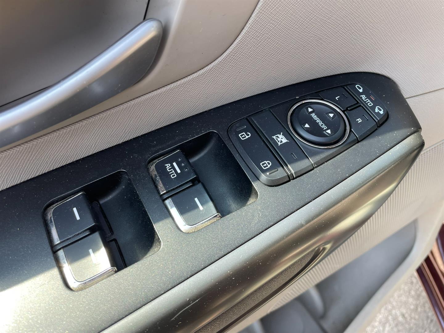 kia Sedona 2018 - 13