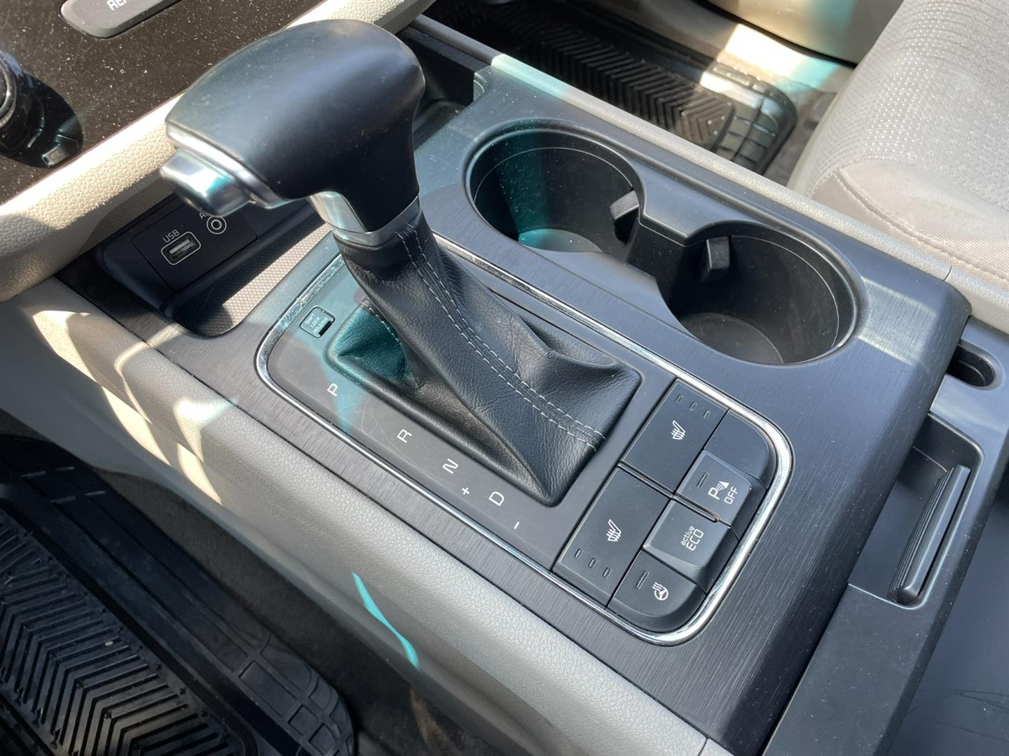 kia Sedona 2018 - 14