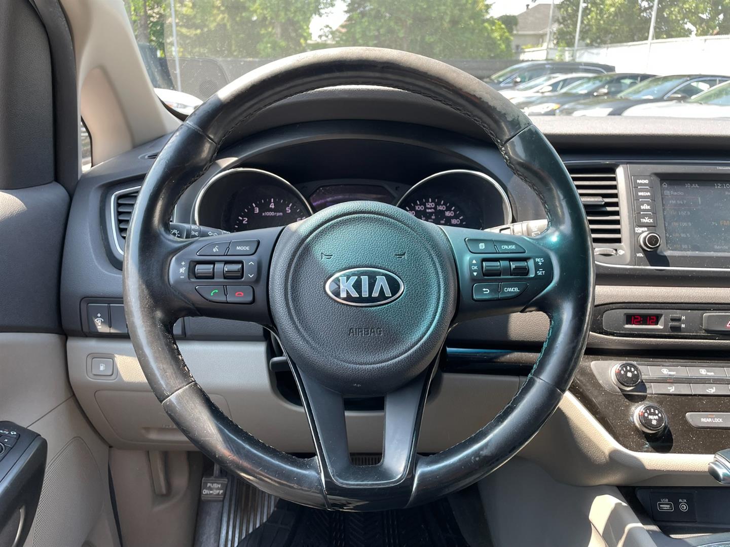 kia Sedona 2018 - 17