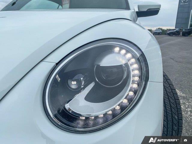 volkswagen Beetle Convertible 2018 - 11