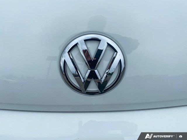 volkswagen Beetle Convertible 2018 - 12