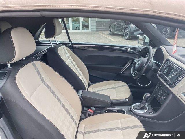 volkswagen Beetle Convertible 2018 - 25