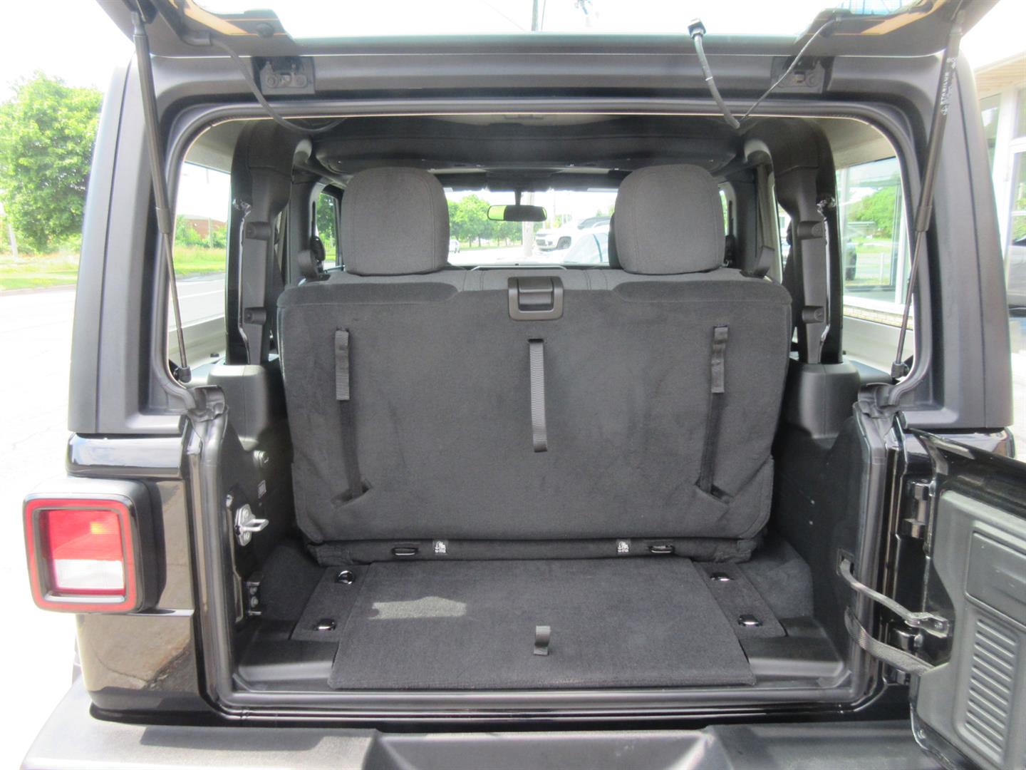 jeep Wrangler 2025 - 23