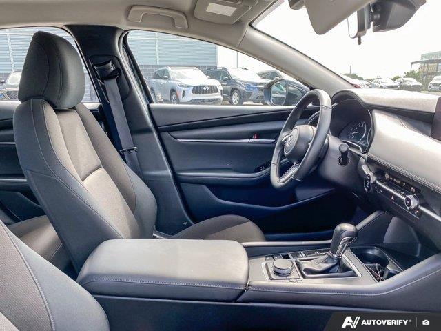 mazda Mazda3 2025 - 26